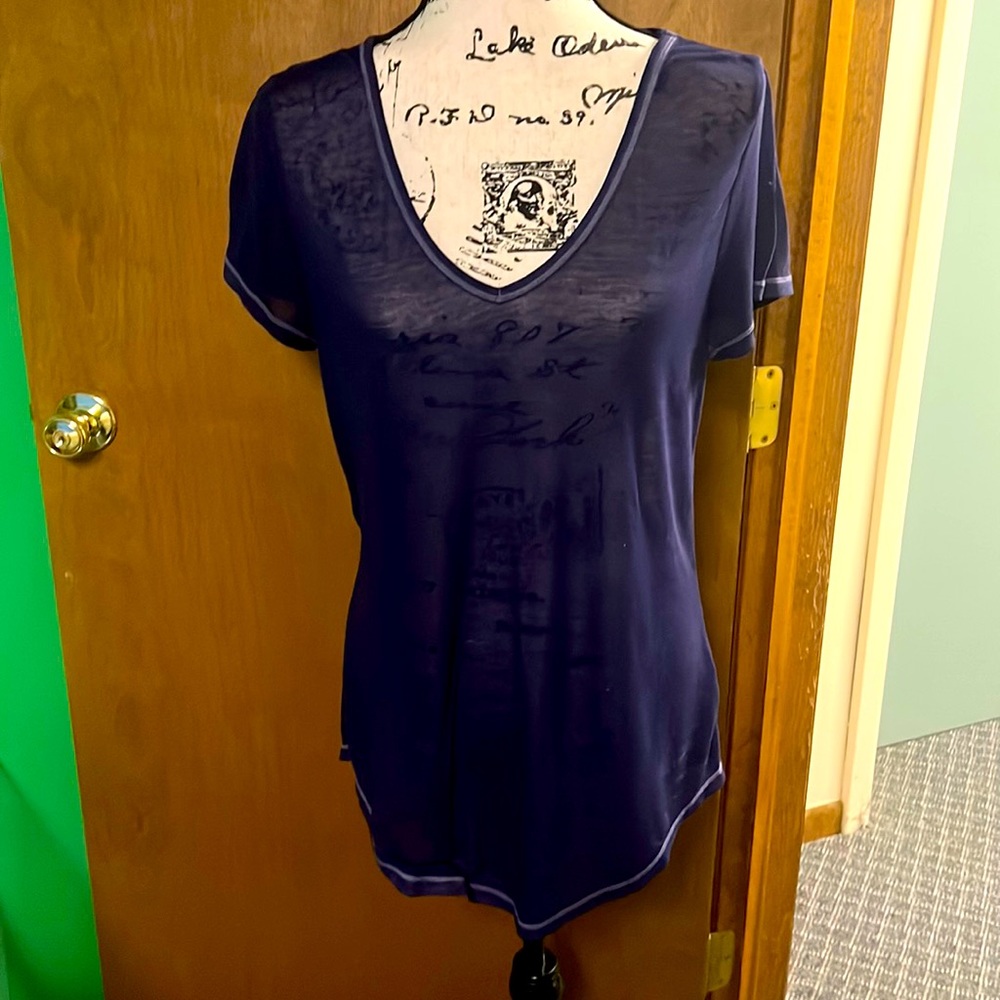 Short sleeve top